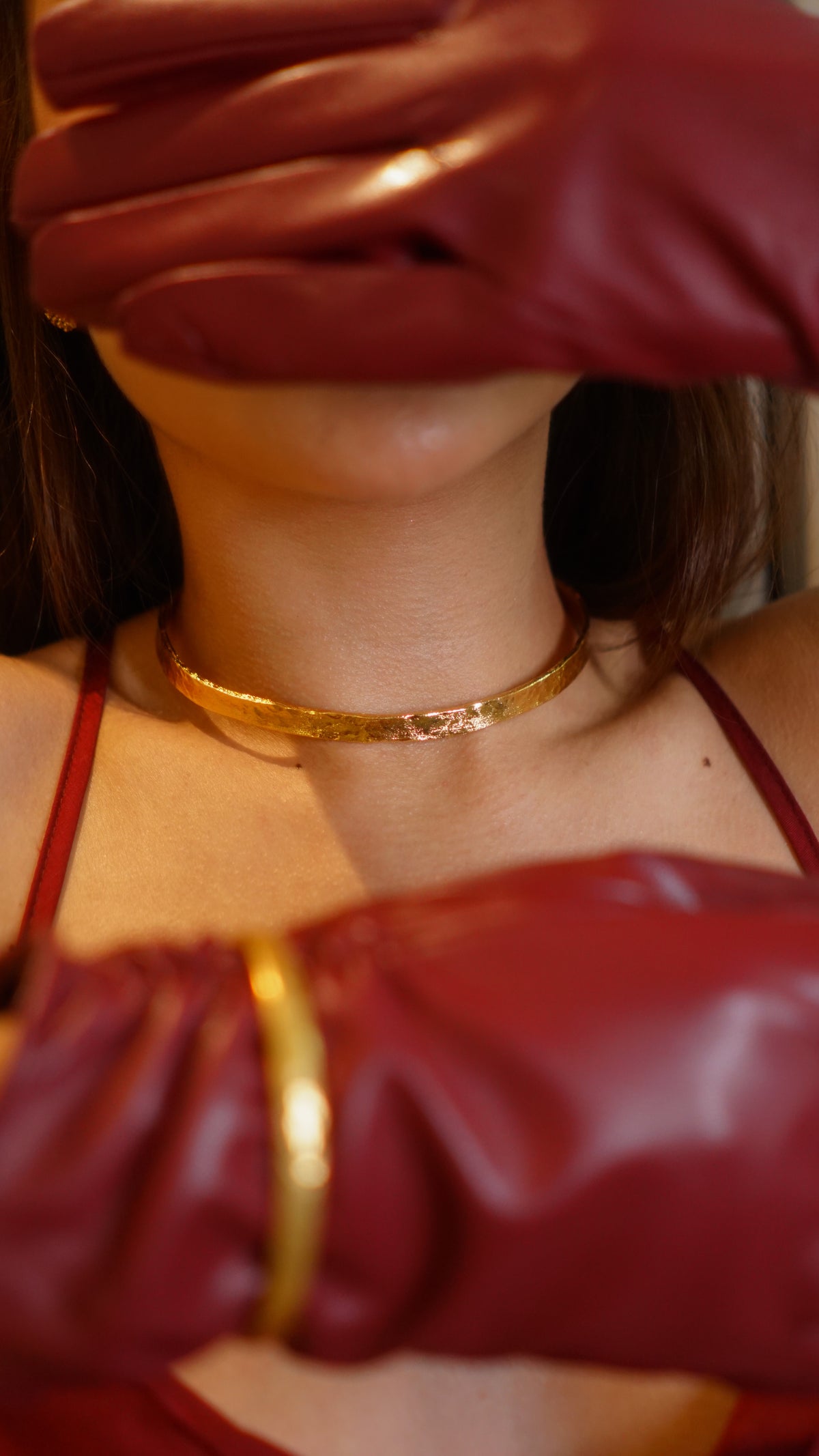 LUSTER CHOKER
